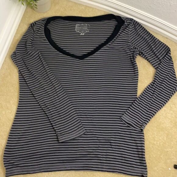 High Sierra Women’s Long Sleeve Striped Top - Picture 1 of 4